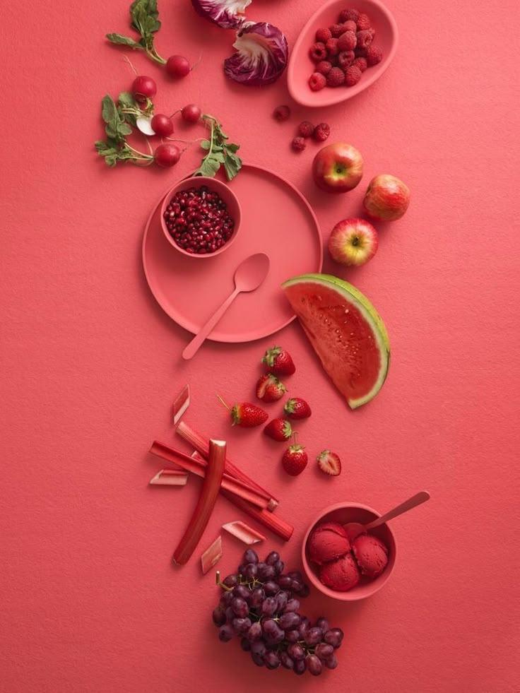 Orchard's Pride: Exotic Seasonal Fruit Mix